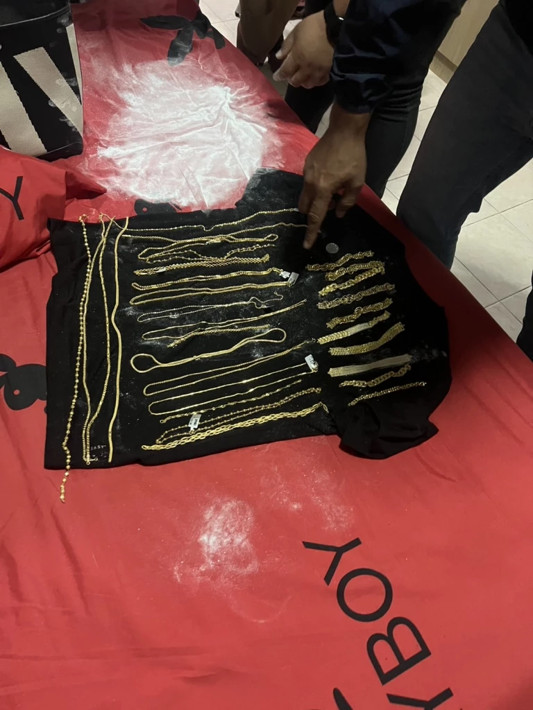 ด่วน! รวบ "โจรชิงทอง 33 บาท กลางห้างดังสงขลา" เป็นเยาวชนวัย 15 ปี