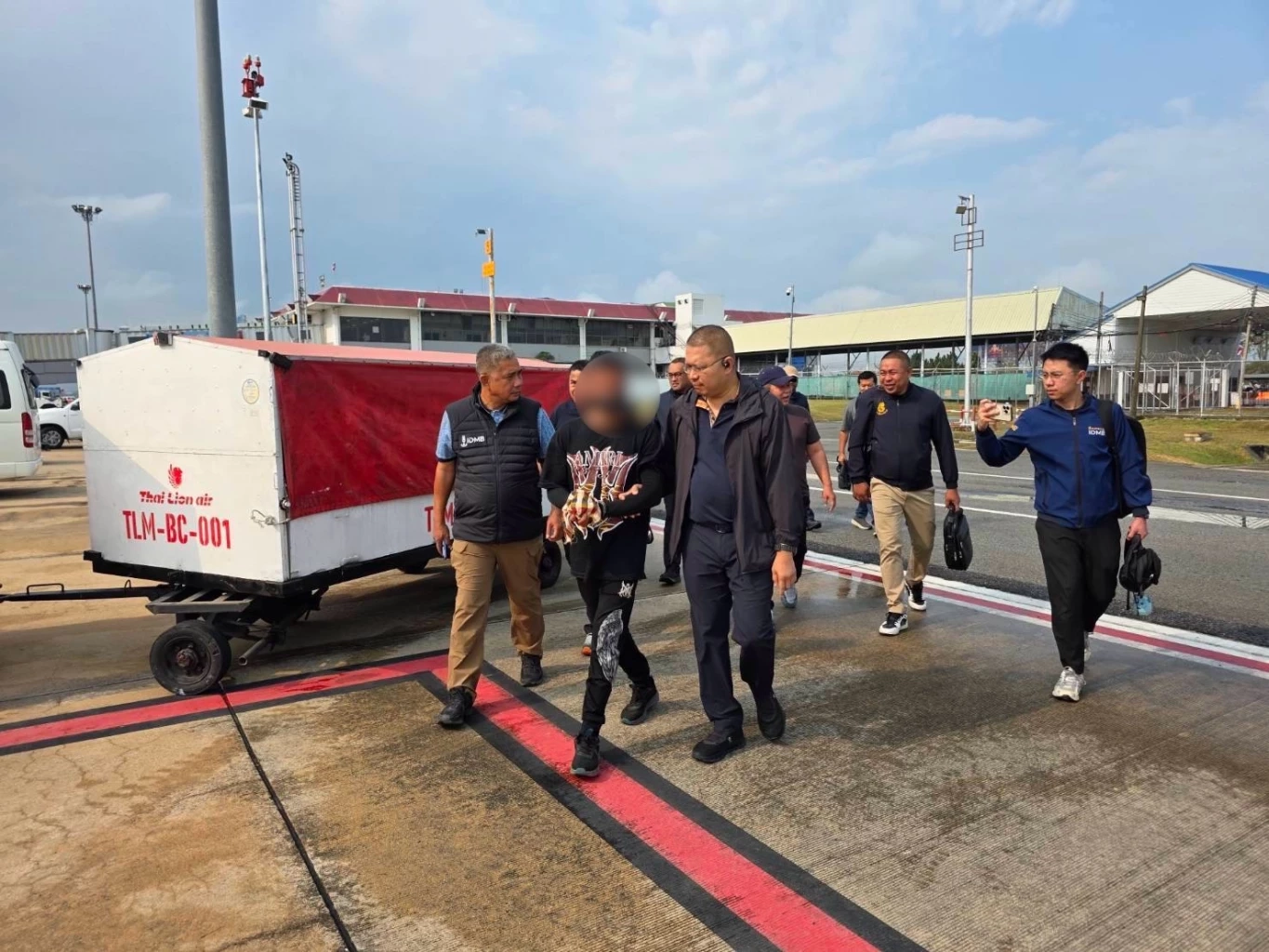 ย้อนเส้นทางหลบหนี โจรหมวกฟาง จุดเอาทองไปขายให้ใคร ที่ไหน?