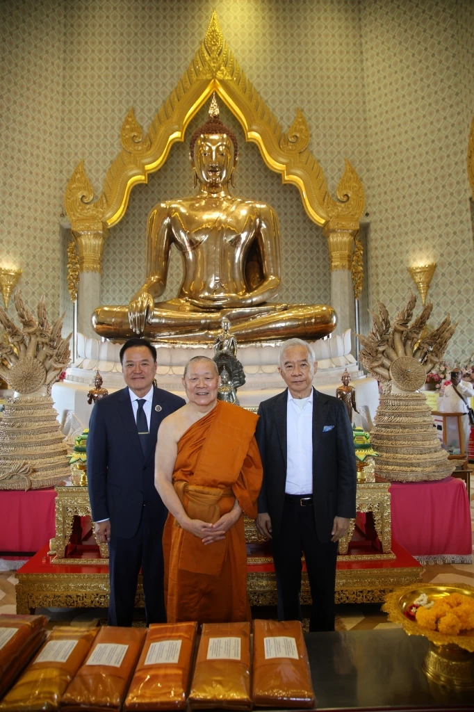 “อนุทิน” รุดอวยพรวันเกิด 71 ปี “สุวัจน์” อวยพรกลับให้อยู่ครบเทอม