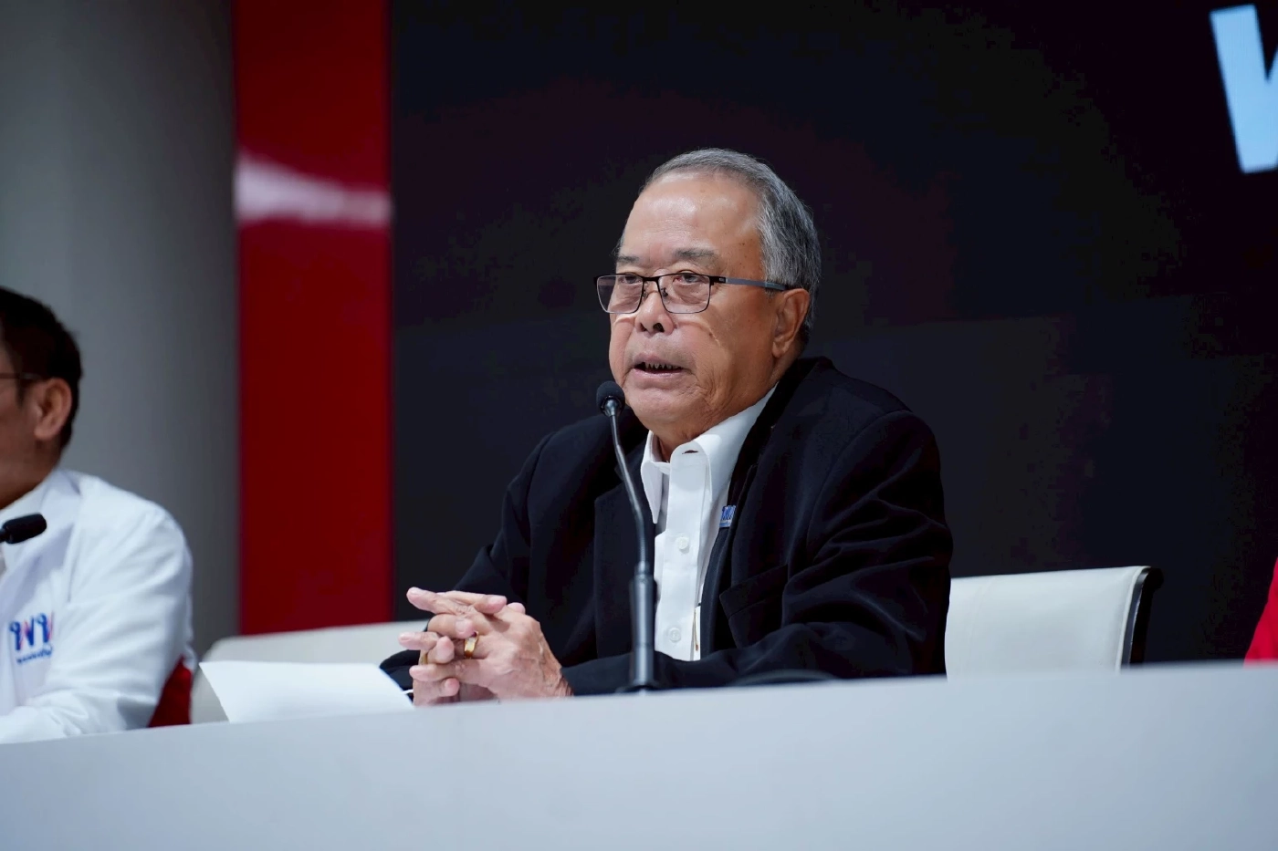 "เพื่อไทย" ตั้งโต๊ะแจงปม "คลิปเสียงนักการเมือง" อดีต สจ.ยัน อัดคลิปเองเป็นเสียงนักการเมืองจริง รับห่วงความปลอดภัย