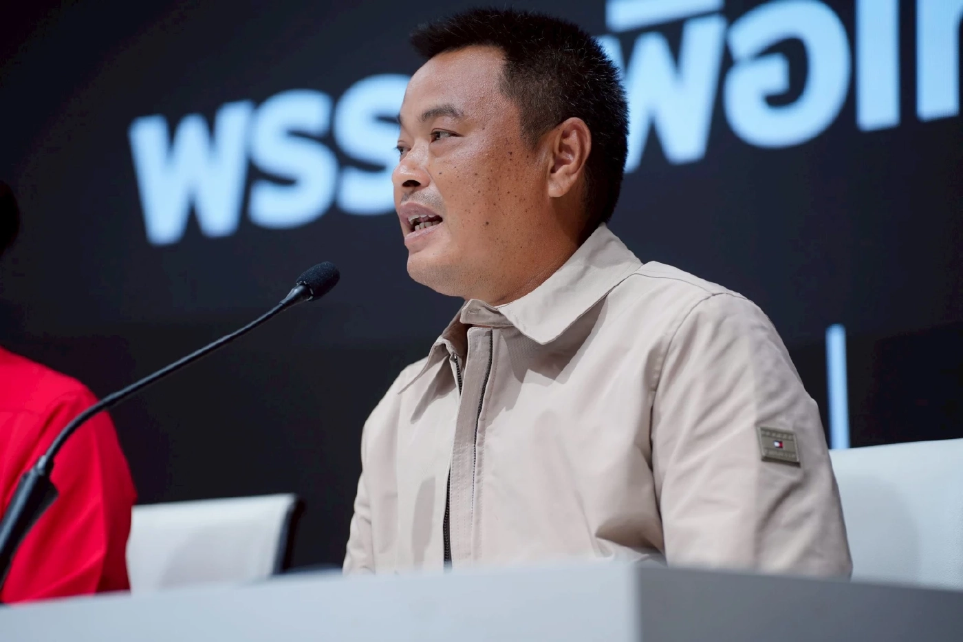 "เพื่อไทย" ตั้งโต๊ะแจงปม "คลิปเสียงนักการเมือง" อดีต สจ.ยัน อัดคลิปเองเป็นเสียงนักการเมืองจริง รับห่วงความปลอดภัย