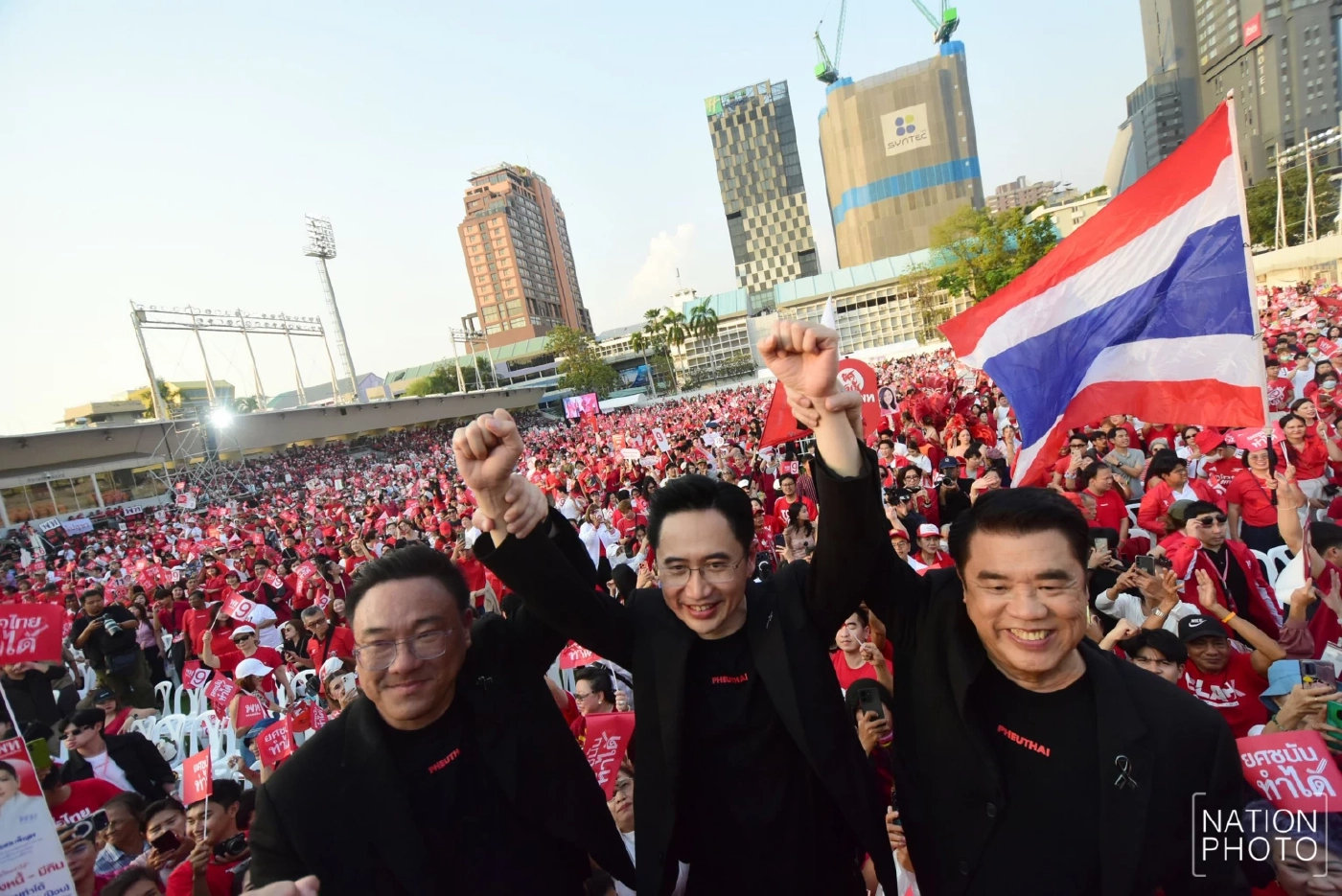 “อิ๊งค์” ร่วมฟังปราศรัยใหญ่ “ยศชนัน” ประกาศขอเป็นนายกฯคนที่ 33