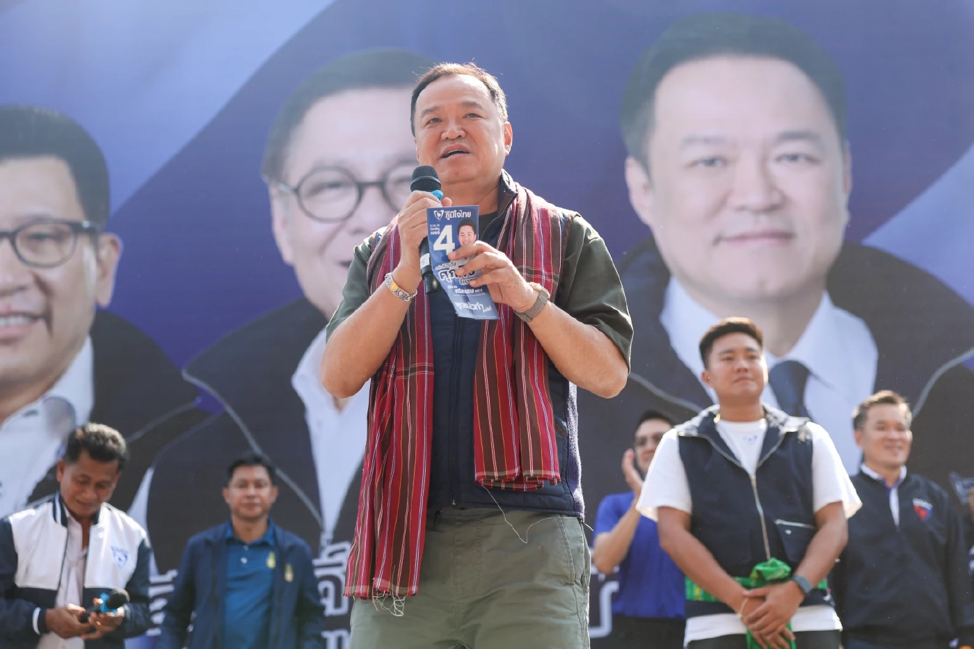 “อนุทิน” โวเป็นนายก 3 เดือน ตัดสินใจถูกหมด เลือก ภท.ไทยหมดเสี่ยง