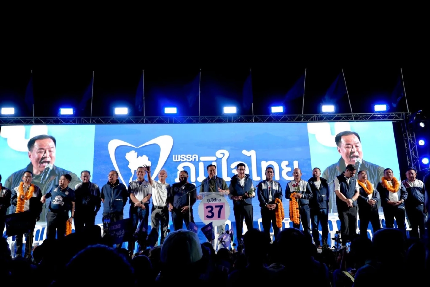 "ธนกร" อ้อนชาวสงขลา เคยรัก "ลุงตู่" ขอให้รัก "ลุงหนู" ด้วย!