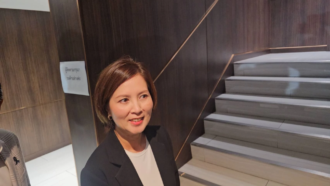 ตรีนุช เทียนทอง