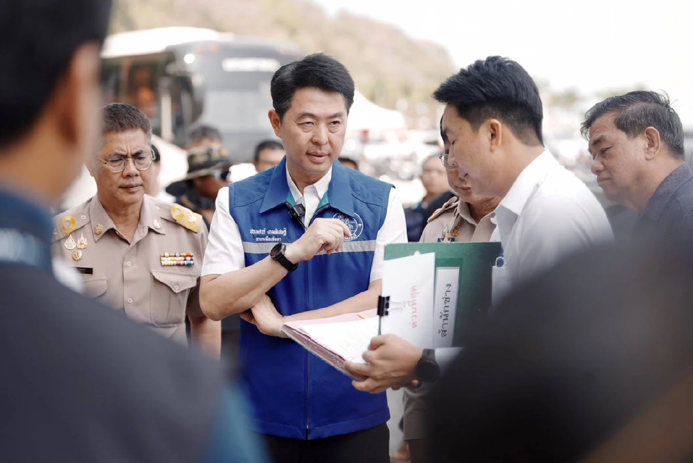 นายกเมืองพัทยา บุกตรวจ "วอเตอร์ฟร้อนท์" ฝ่าฝืนคำสั่งห้ามใช้ตึก เปิดจุดจอดรถเก็บเงิน นทท.