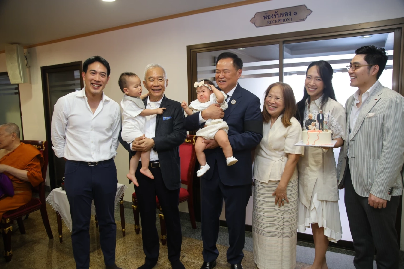 “อนุทิน” รุดอวยพรวันเกิด 71 ปี “สุวัจน์” อวยพรกลับให้อยู่ครบเทอม