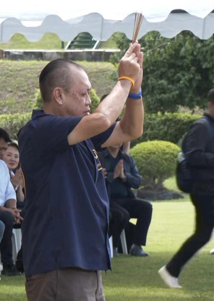 แชมป์อีสานน้ำเงิน “เนวิน” กวาด 64 สส. “ทักษิณ” สิ้นมนต์เสื้อแดงสิ้นพลัง