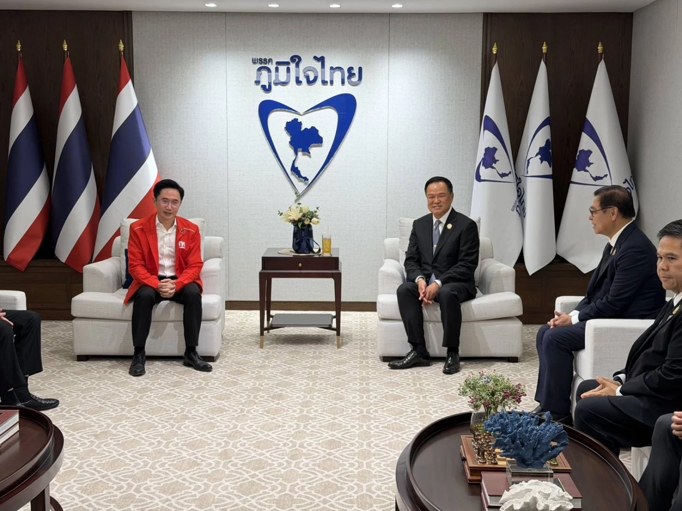 โผ ครม.อนุทิน 2 รายชื่อลูกบ้านใหญ่ผงาดเพียบ ล้างขนบโควตา 10:1