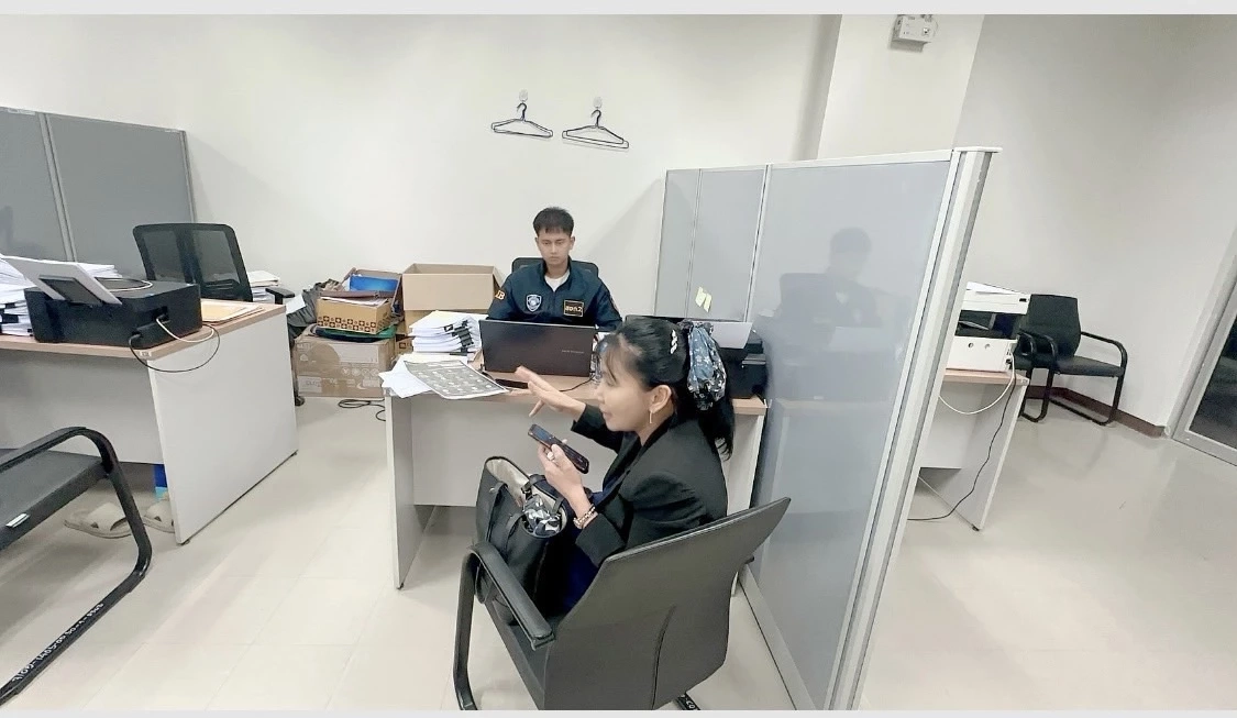 ศาลสืบพยานนัดสุดท้ายกลางปี แก๊งคอลเซ็นเตอร์หลอกแม่ อัยการดาว