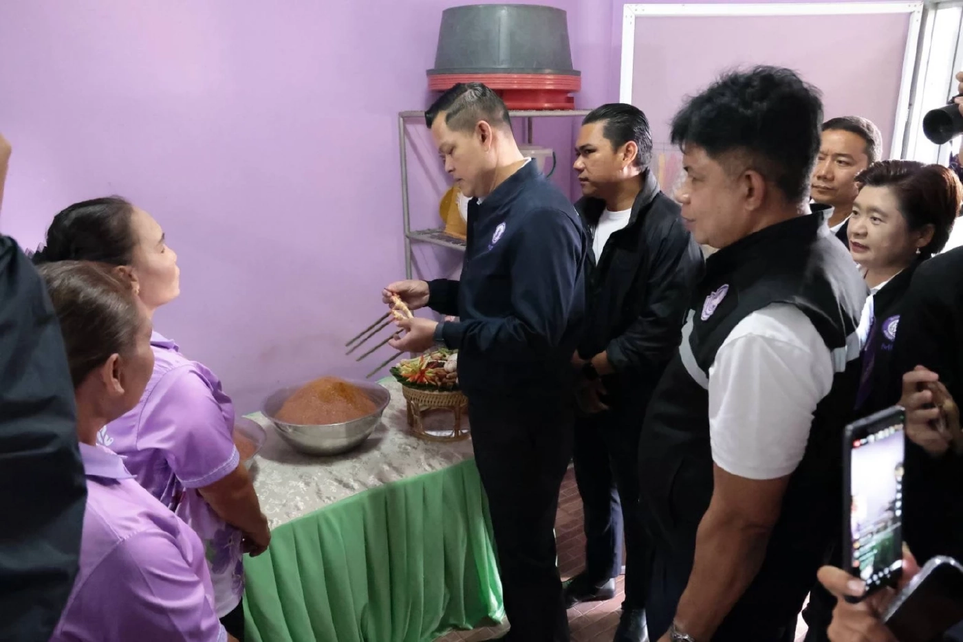 "ธนกร" ดัน "เครื่องแกงใต้" หัวใจสำคัญอาหารปักษ์ใต้ ก้าวสู่ตลาดโลก!