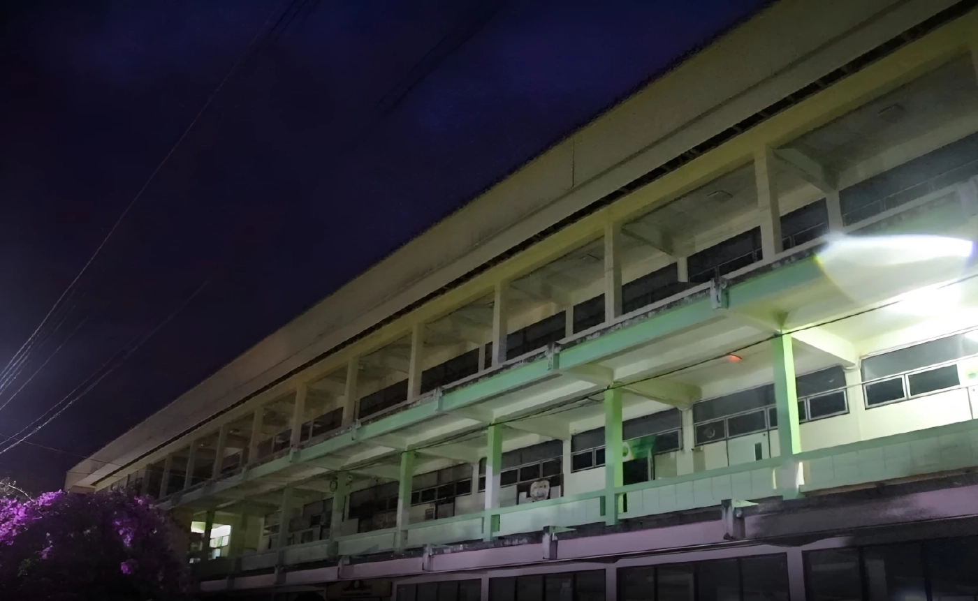 เปิดคลิป! สรุปไทม์ไลน์ "ชาย 18 คลั่ง" บุกโรงเรียนพะตงฯ ยิง ผอ.เสียชีวิต รปภ.เล่าวินาทีเฉียดตาย