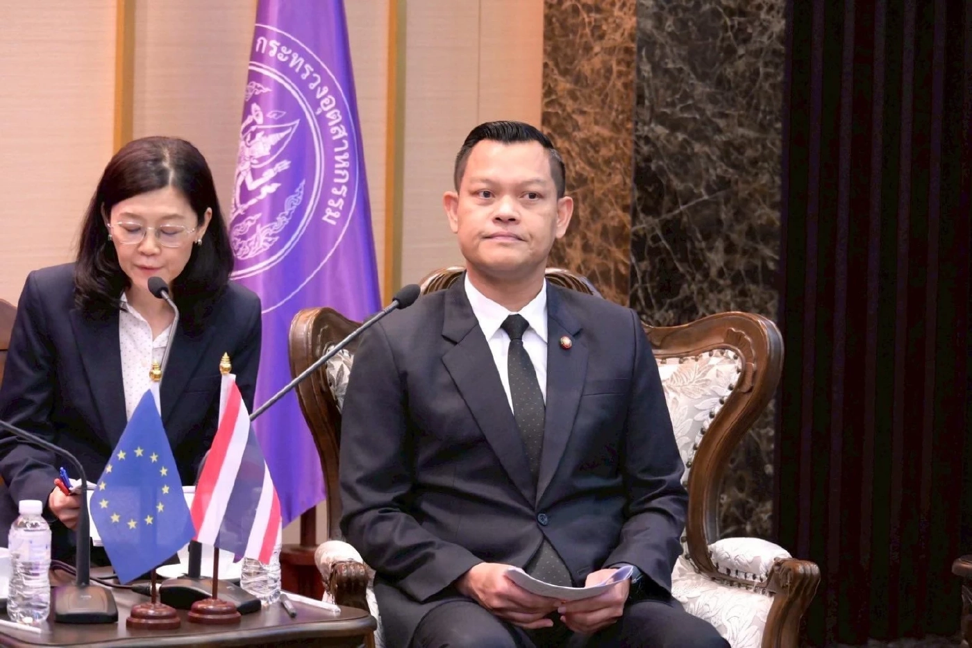 นายธนกร วังบุญคงชนะ รัฐมนตรีว่าการกระทรวงอุตสาหกรรม