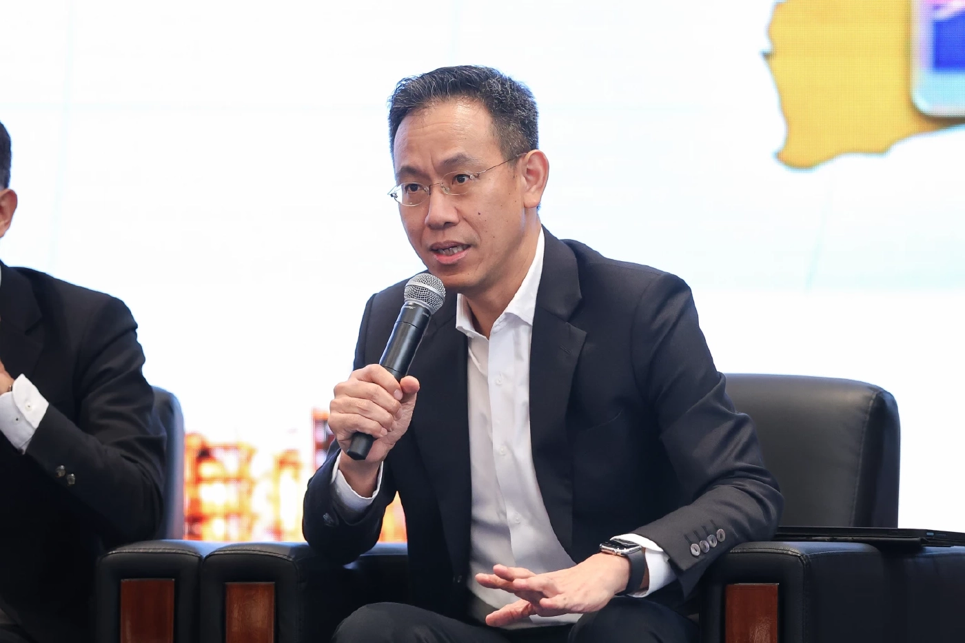 พาณิชย์ผนึกเอกชน ยันซัปพลายเม็ดพลาสติกเพียงพอไม่กระทบภาคอุตฯ