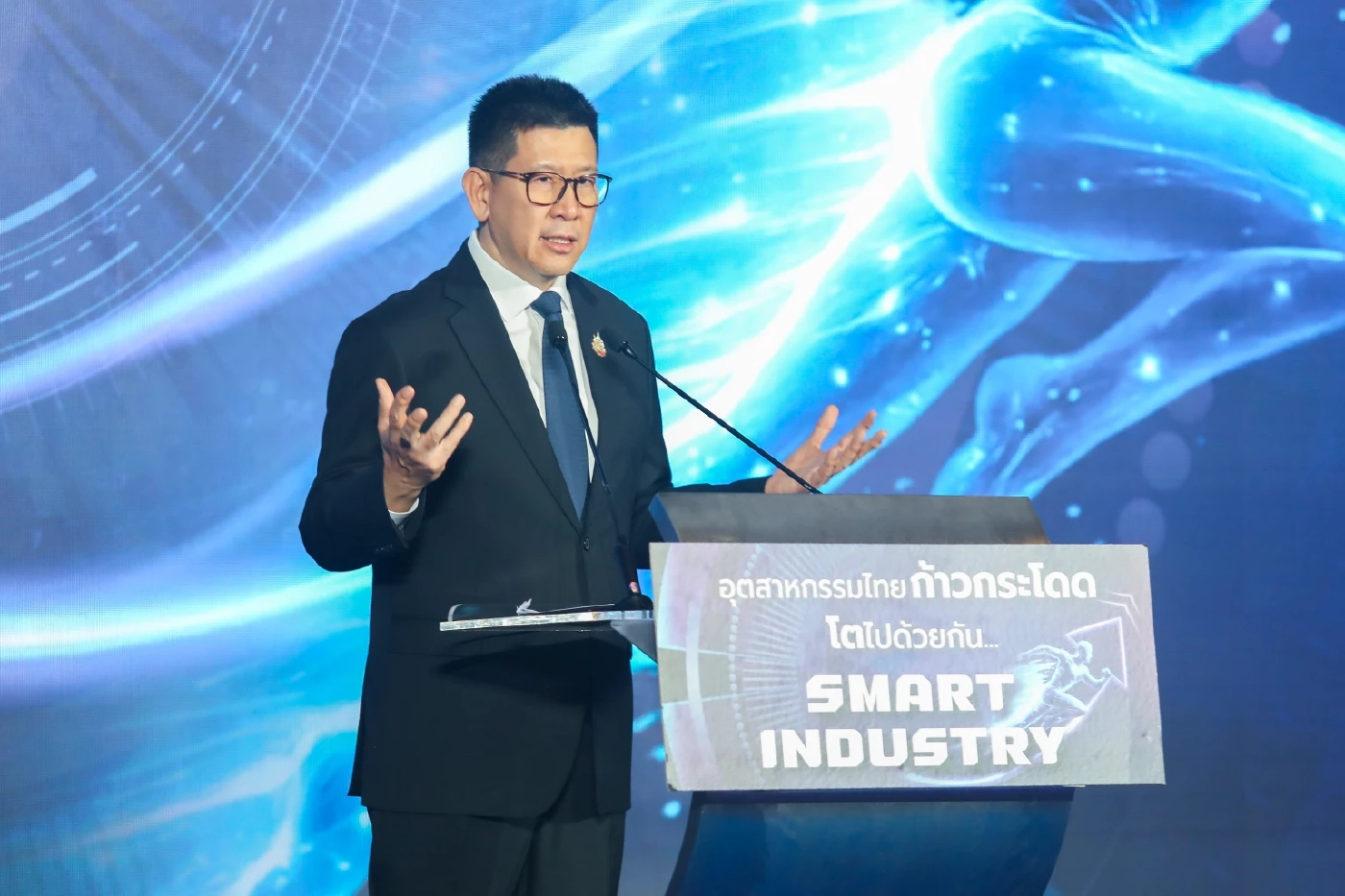 'เอกนิติ' ชูเศรษฐกิจสีเขียว 'Smart&Green' ดึงลงทุน ดันมาตรการภาษีอุ้ม SME