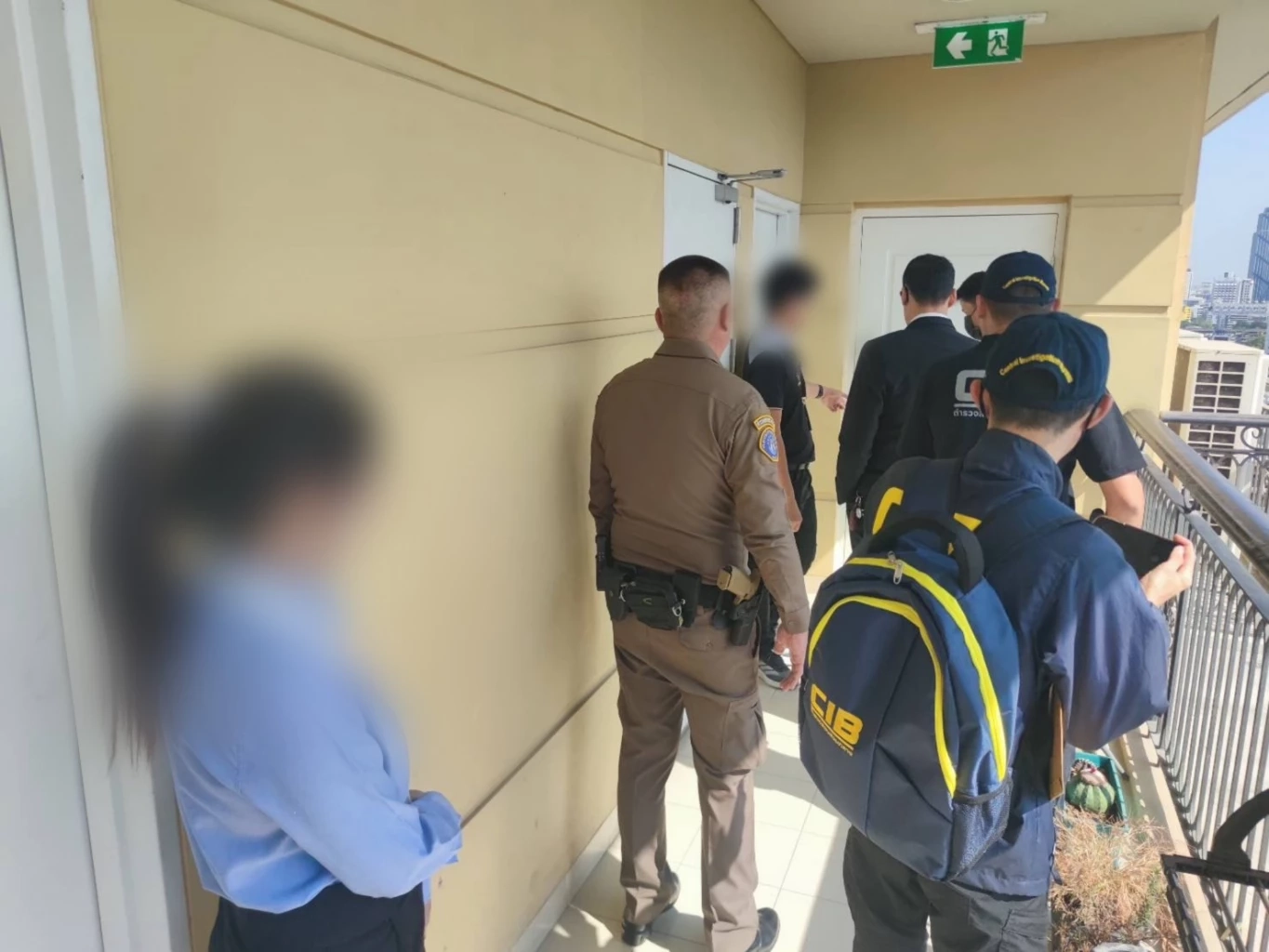 ตร.เข้าตรวจสอบจับกุมเครือข่าย เบน สมิธ