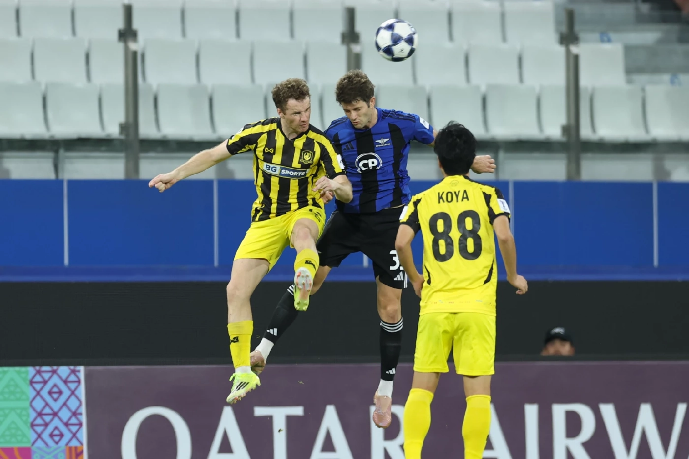 แข้งเทพสิบคนเฉือนแทมปิเนส 2-1 กุมความได้เปรียบ ACL2 รอบ 8 ทีม