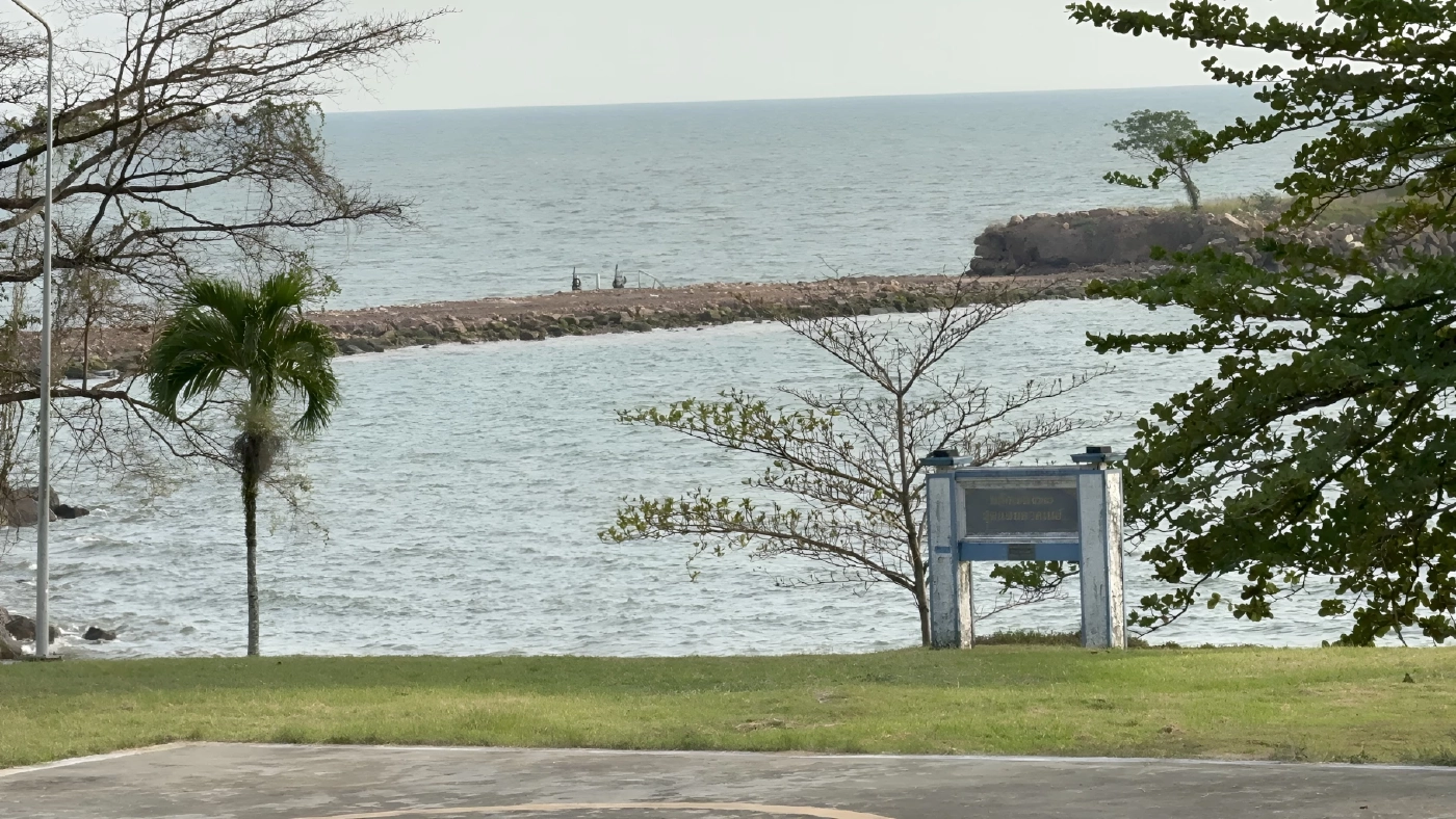 ทร. ลงพื้นที่ตราด จี้ "กัมพูชา" รื้อเขื่อนดักตะกอนเพิ่ม หลังพบทำไทยเสียดินแดนกว่า 3,000 ตร.ม.! รื้อแค่ 127 เมตร