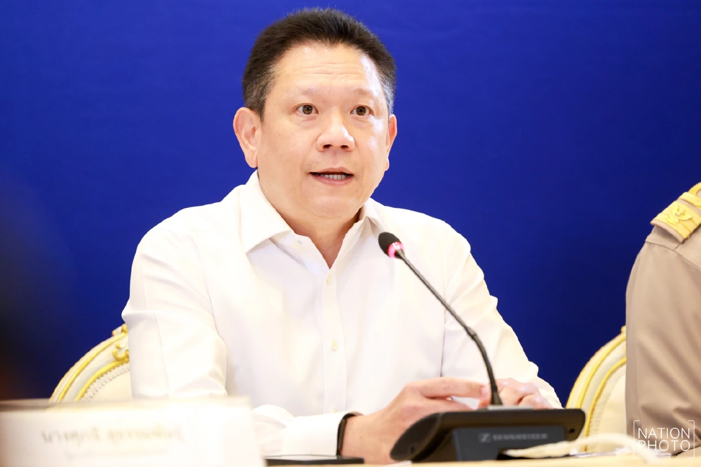 นายลวรณ แสงสนิท ปลัดกระทรวงการคลัง