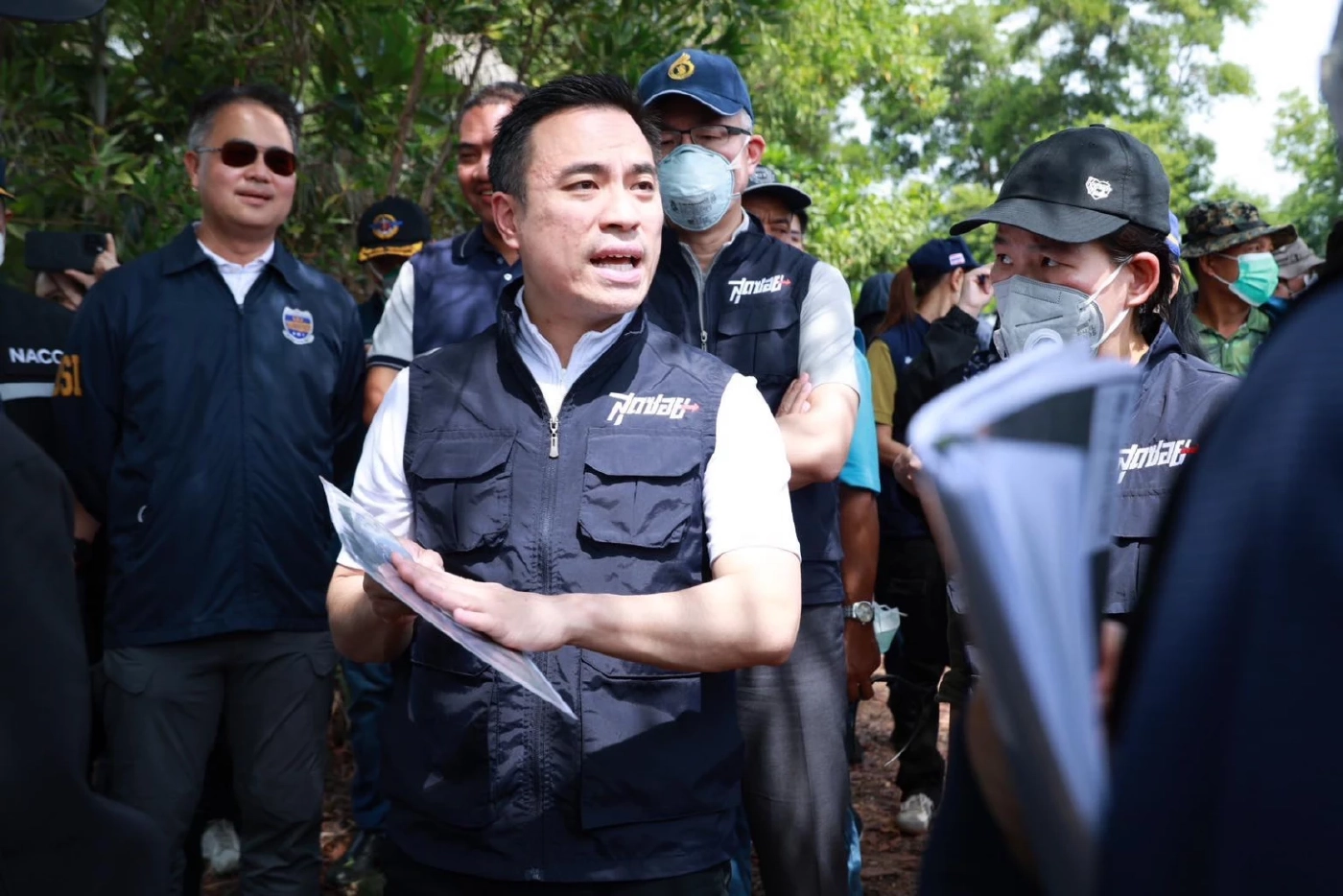 เอกนัฏ พร้อมพันธุ์