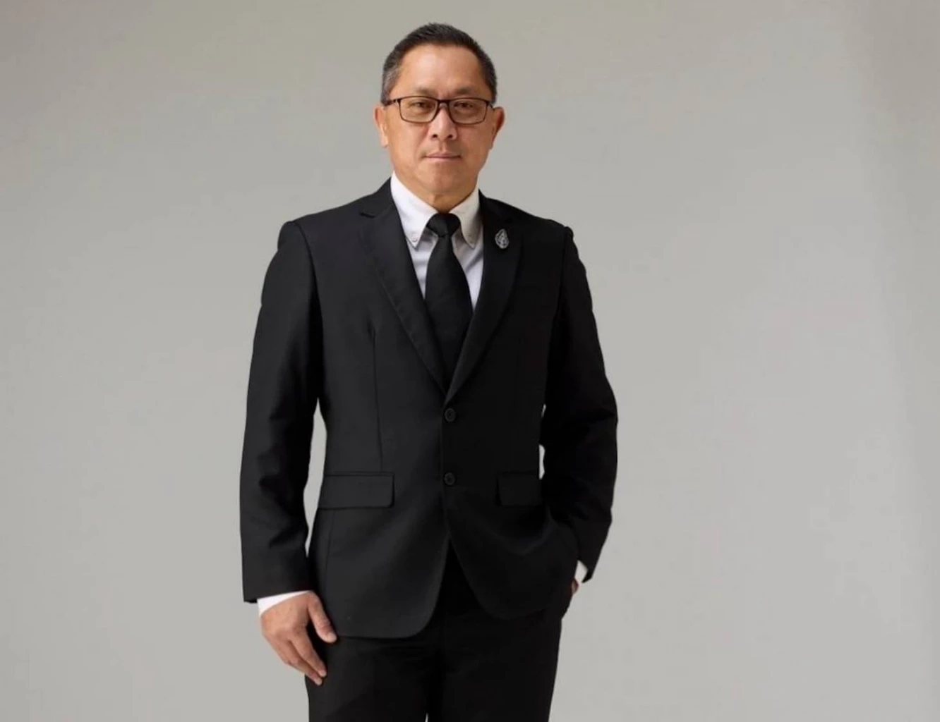 หม่อมหลวงปีกทอง ทองใหญ่ ประธานเจ้าหน้าที่บริหาร บริษัท ปตท. น้ำมันและการค้าปลีก จํากัด (มหาชน) 