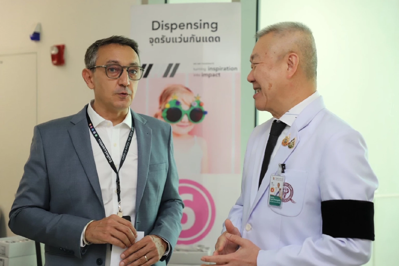 รพ.ตร.จับมือมูลนิธิ OneSight ตรวจสายตาฟรี ประชาชนแห่ร่วม