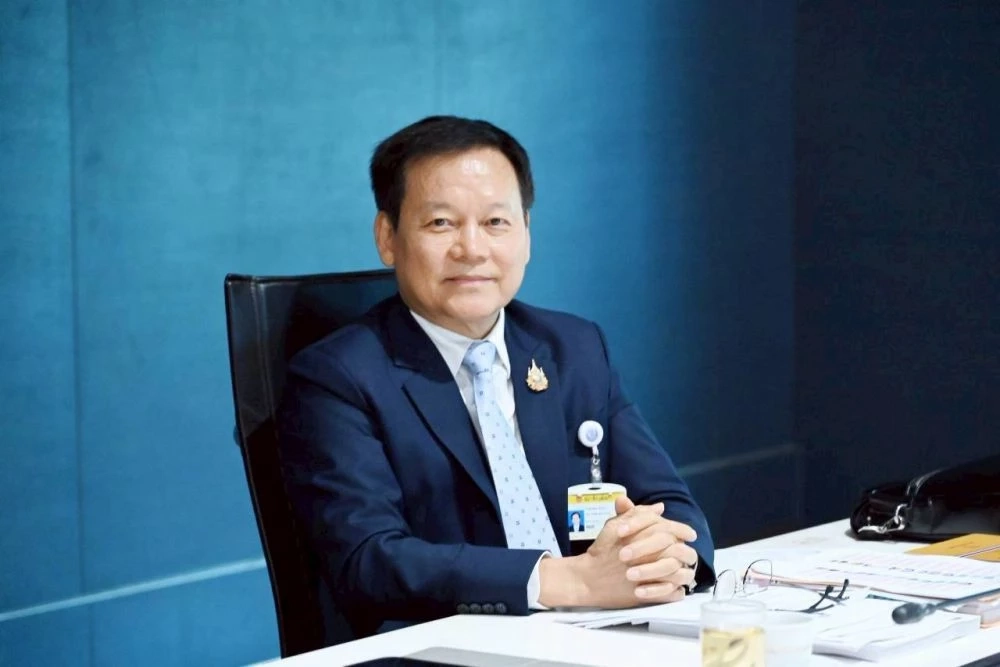 ผู้ช่วยศาสตราจารย์ ดร.นพดล อินนา สมาชิกวุฒิสภา