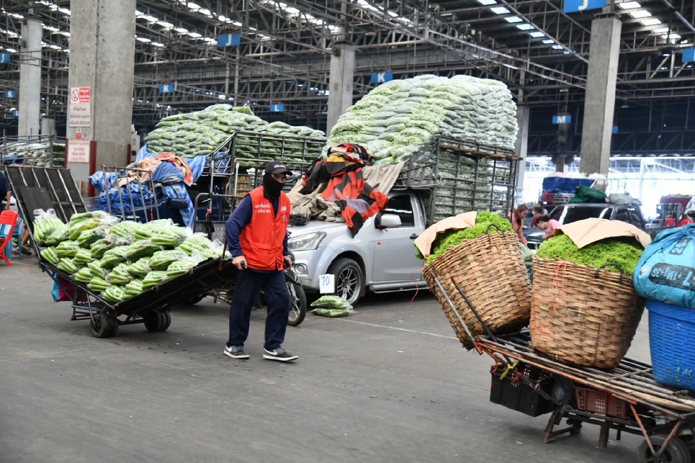 พาณิชย์ลงพื้นที่ตรวจเข้มราคาสินค้า เตือนห้ามฉวยโอกาสขึ้นราคา