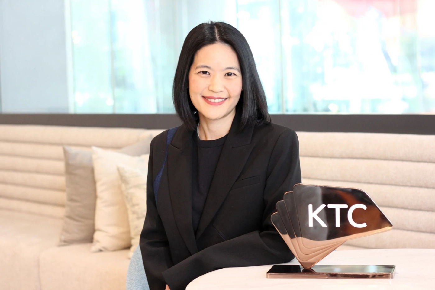วริษฐา พัฒนรัชต์ ผู้บริหารสูงสุดฝ่ายการตลาดบัตรเครดิต “เคทีซี” 