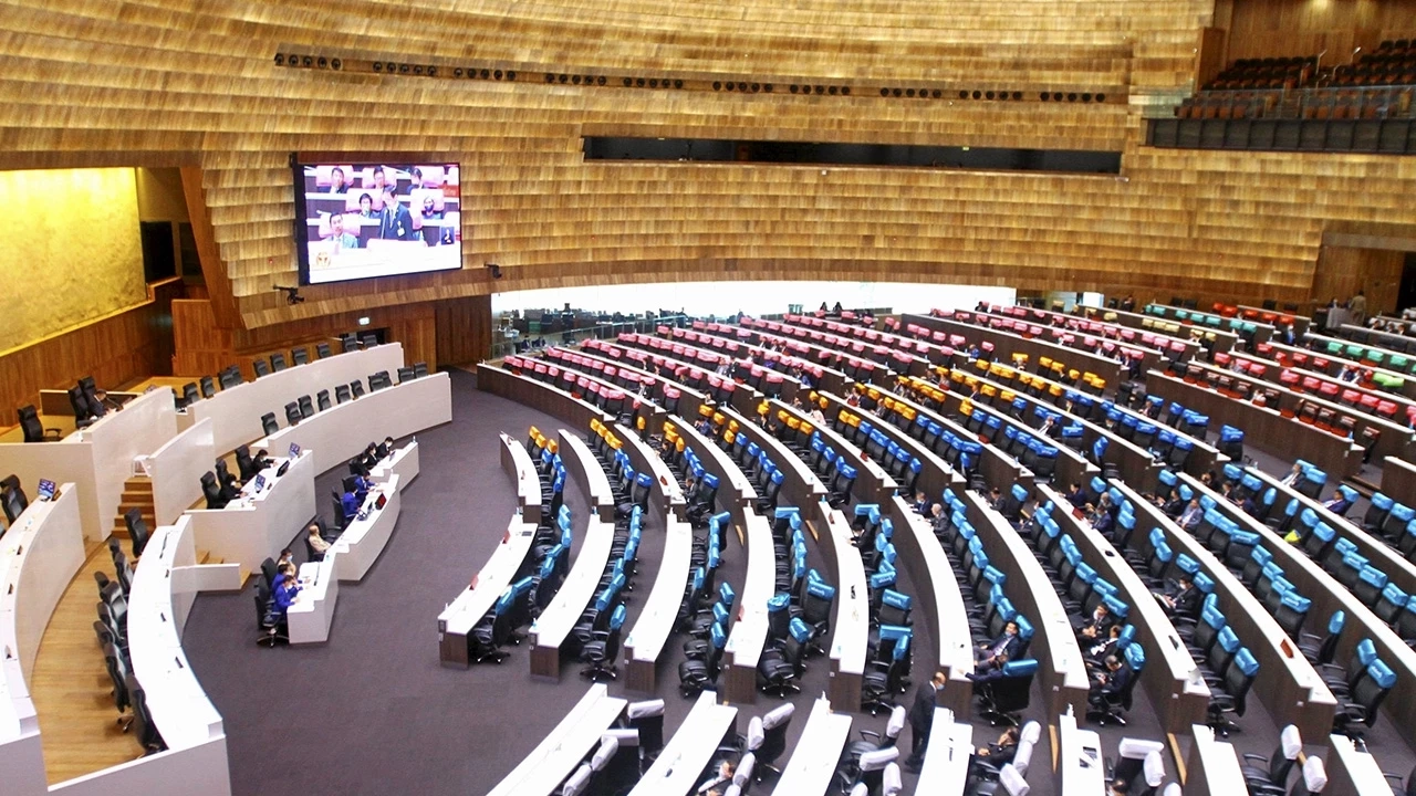 รายชื่อ 100 สส.ปาร์ตี้ลิสต์ กกต.รับรอง สส.บัญชีรายชื่อ มีใครบ้าง