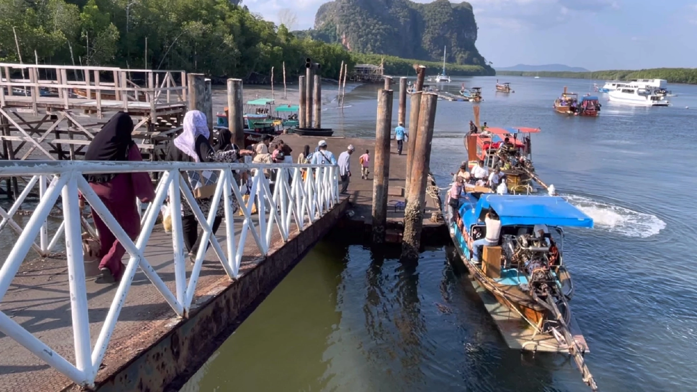 "ตรัง" ยังขาดแคลนน้ำมันดีเซล กระทบเรือโดยสารระหว่างเกาะ