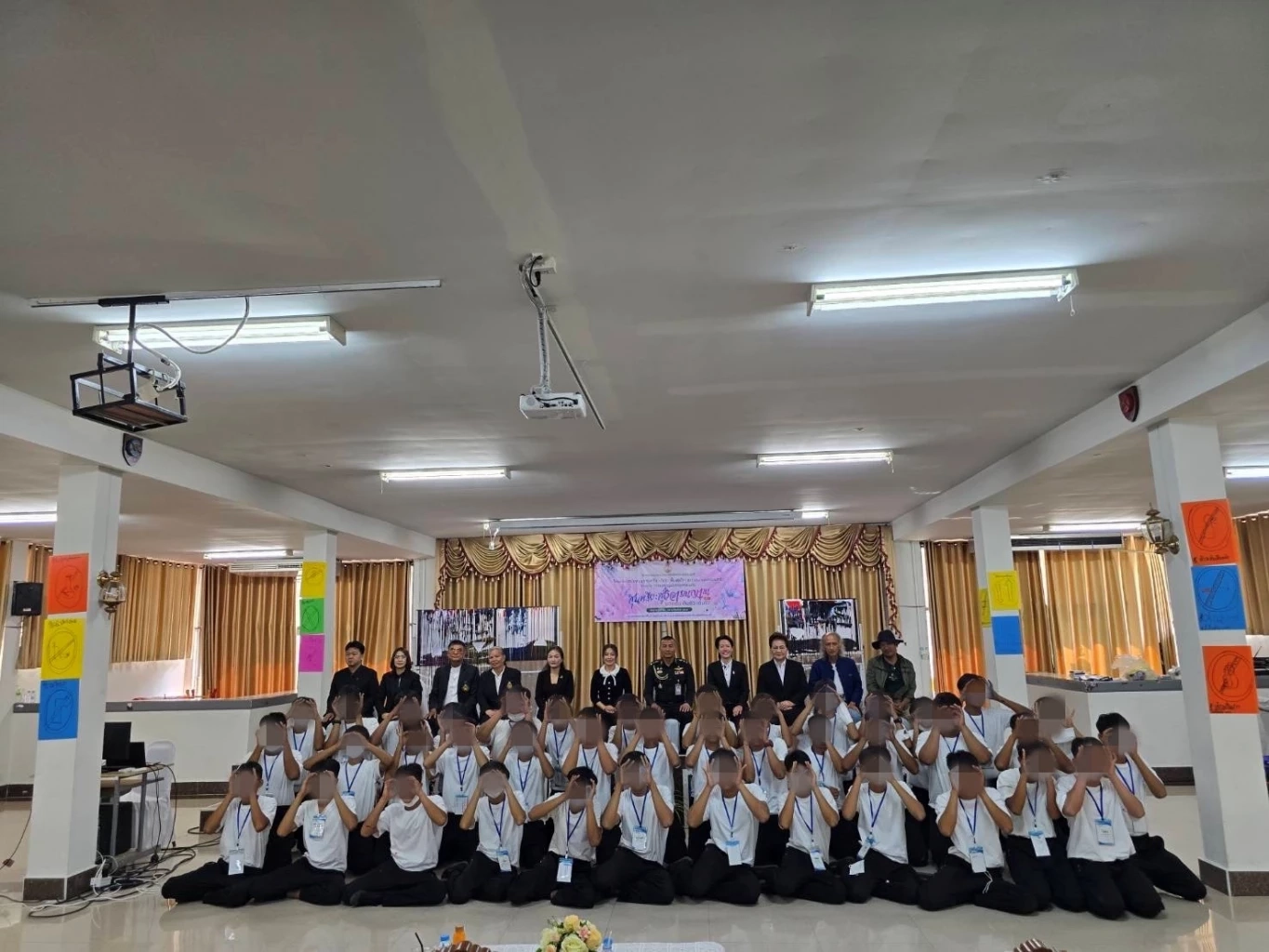 4ศาลเยาวชน จัดค่าย ครอบครัวอุ่นใจได้ลูกหลานคืน  ให้โอกาสสู่สังคม