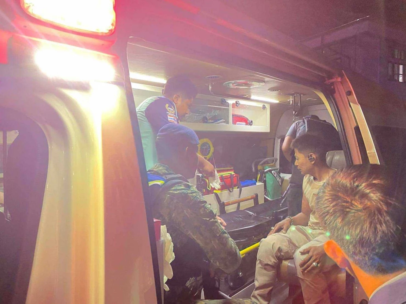 ด่วน! คนร้ายควบ จยย.กราดยิงถล่มที่ว่าการ อ.ยะหริ่ง มี อส.เจ็บ