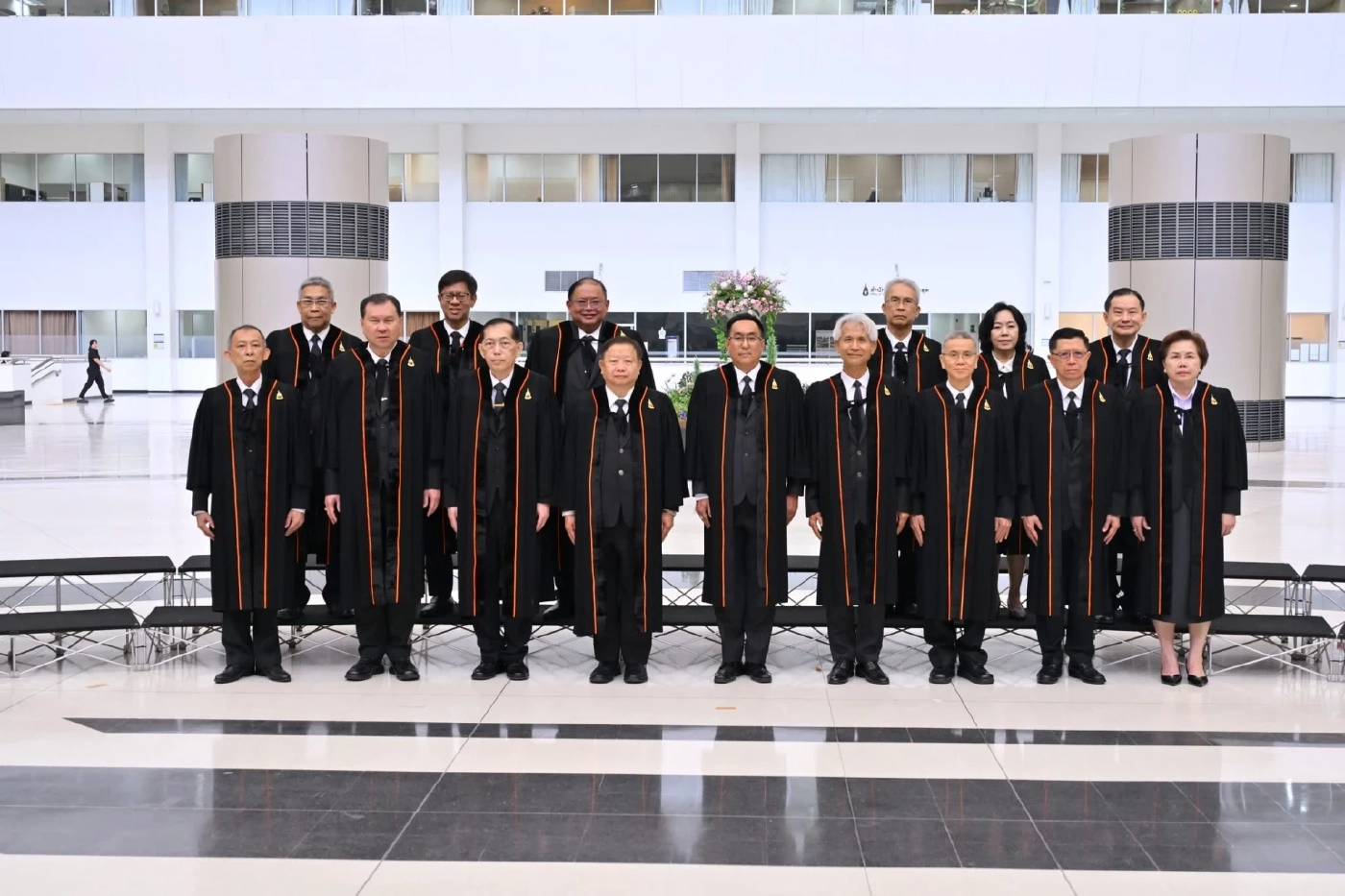 อสส.มอบครุยใหม่ ให้อัยการ   ดีเดย์ 1 เม.ย. ใส่ว่าความทั่วประเทศ