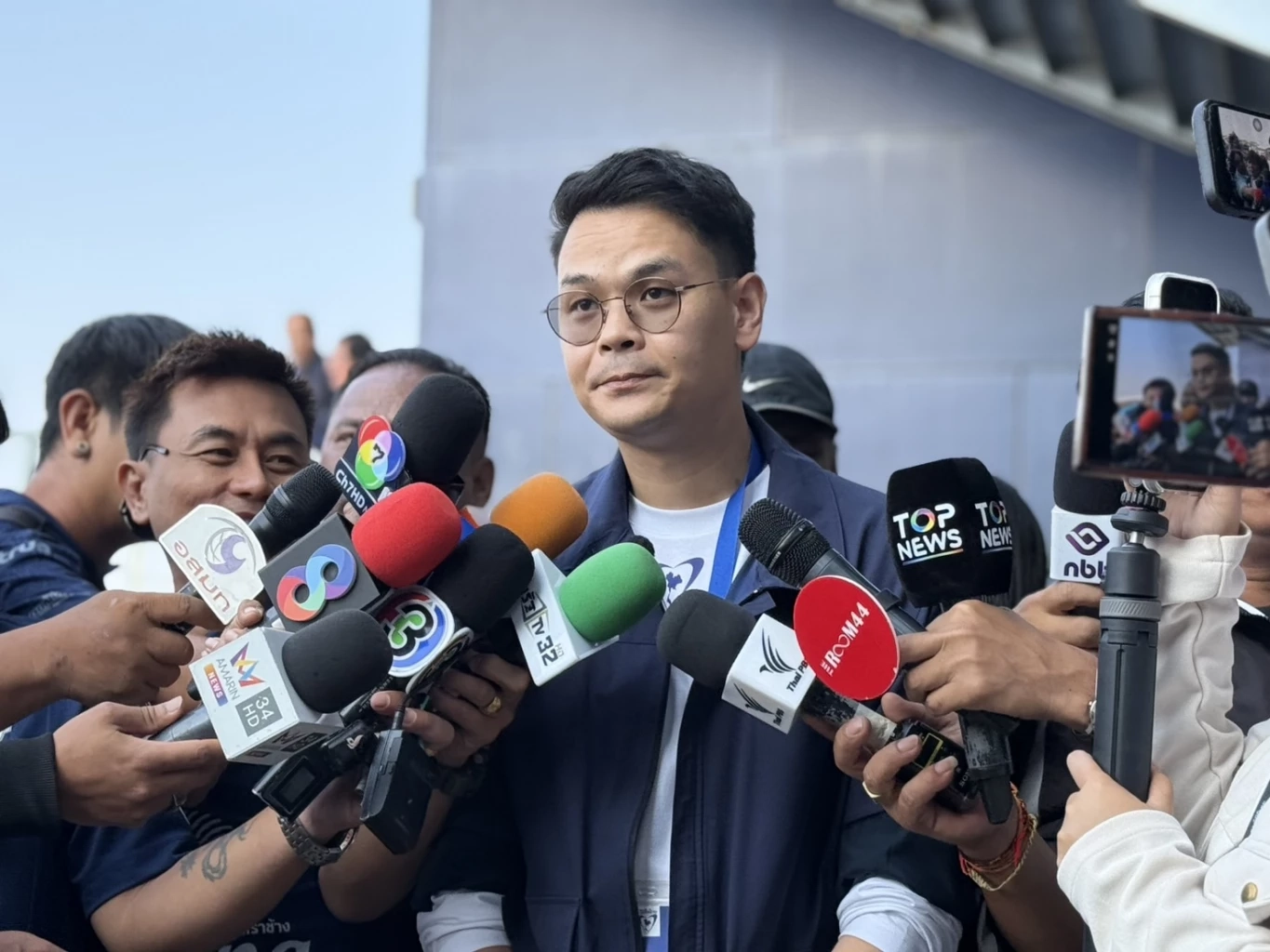 "ไชยชนก" เผย คืบหน้าตั้ง "รัฐบาลอนุทิน" 99.99% ขู่ลงดาบพวกก่อมุ้ง ป้องกันทำพรรคภูมิใจไทยป่วน