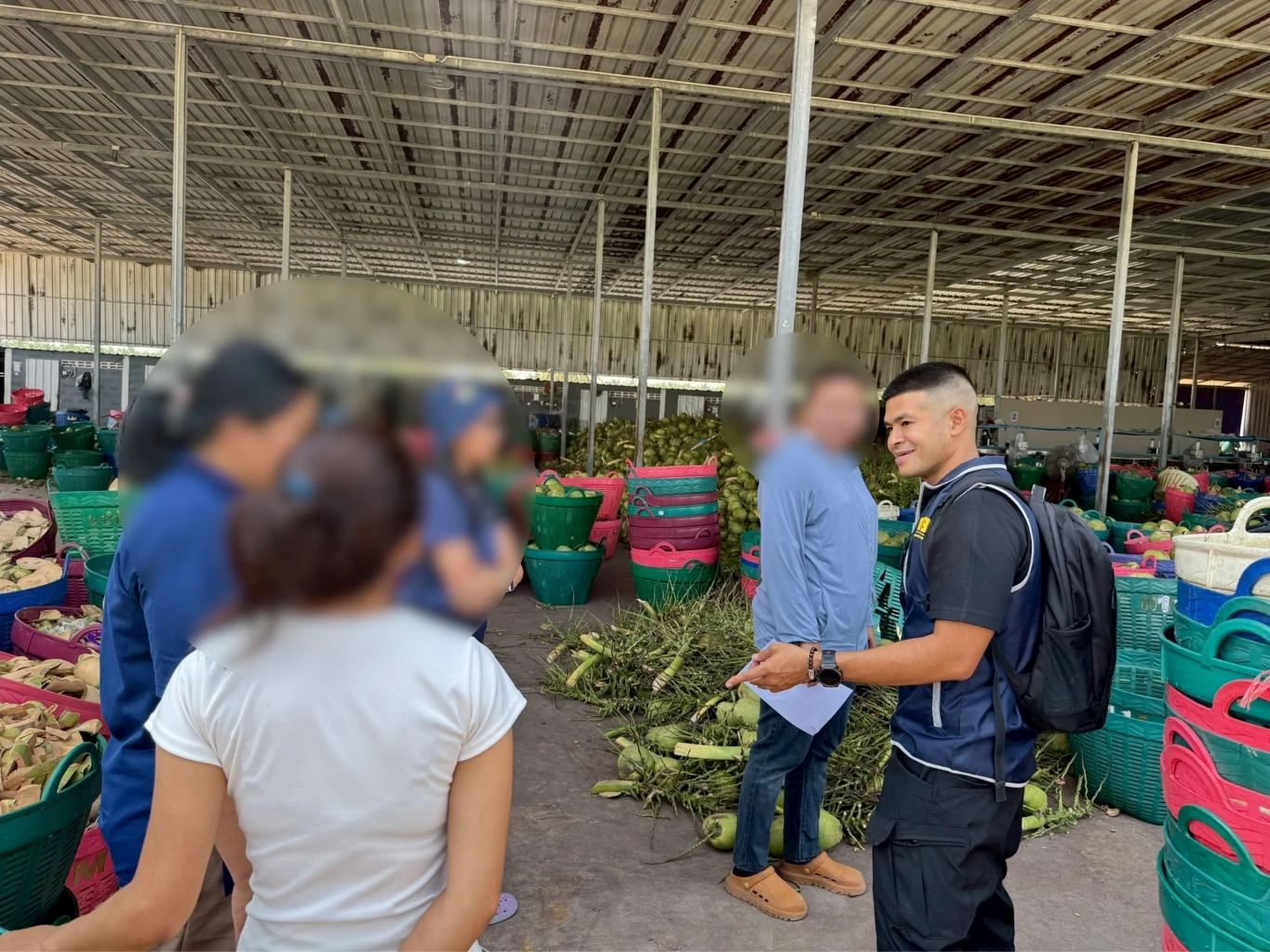 ปอศ.บุกทลายนอมินีจีน ฮุบธุรกิจมะพร้าวไทย สั่งคุมราคาจากต่างแดน