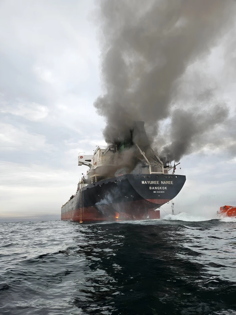 "ลูกเรือมยุรีนารี" โพสต์ "ไหนบอกว่าจะไม่ยิงเรือไทย" ขอโทษพาแม่กลับบ้านไม่ได้