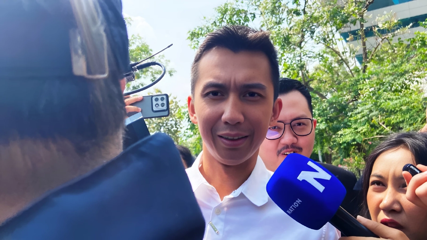 มาตามนัด! "ชนนพัฒฐ์" เข้าพบดีเอสไอ ตามหมายเรียก ข้อหา "เว็บพนัน-ฟอกเงิน"