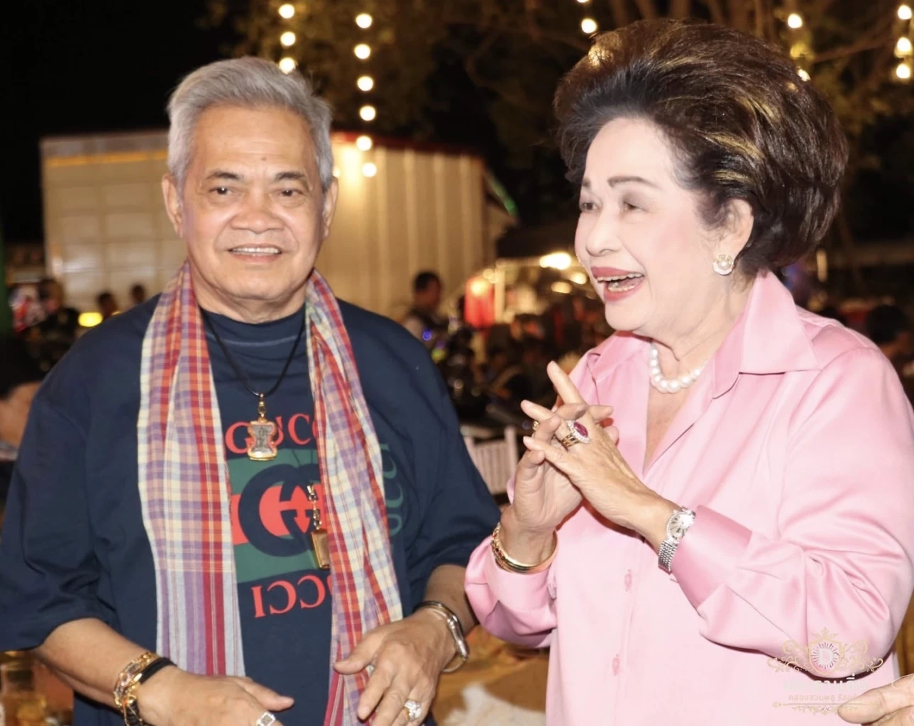 2 บ้านใหญ่กรุงเก่า “ประธานดิ่ง” และ “ซ้อสมทรง” 