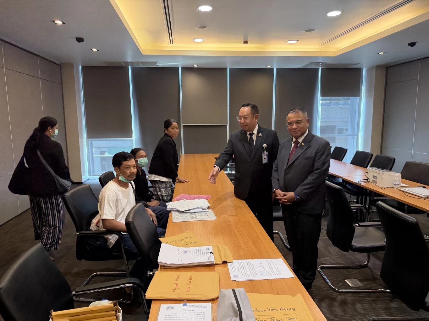 นายกสภาทนายประสานมอบเงินเยียวยาทายาทผู้เสียหายตึก สตง.ถล่ม