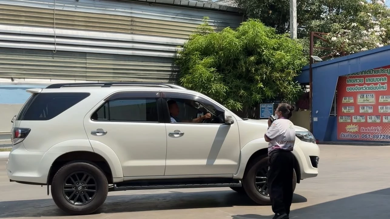 เชียงใหม่วิกฤต! ดีเซลขาดตลาด หลายปั๊มขึ้นป้าย "น้ำมันหมด-จำกัดเติม" รถโดยสารแม่ริมโอด