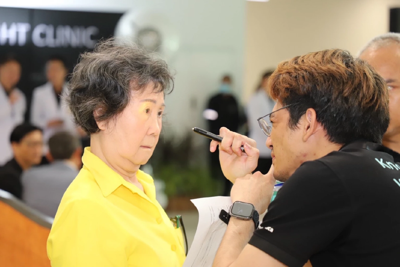 รพ.ตร.จับมือมูลนิธิ OneSight ตรวจสายตาฟรี ประชาชนแห่ร่วม