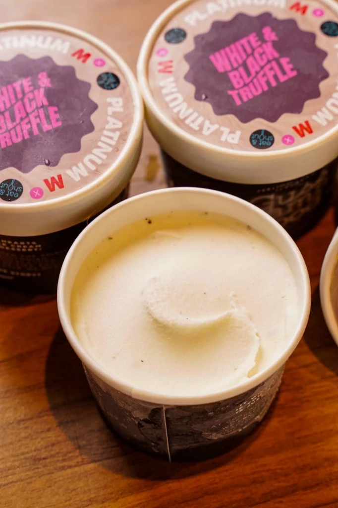 M Card เดินหน้ากลยุทธ์ Premium Collaboration จับมือ Guss Damn Good สร้างประสบการณ์ Exclusive Summer Menu เจาะลูกค้าพรีเมียม