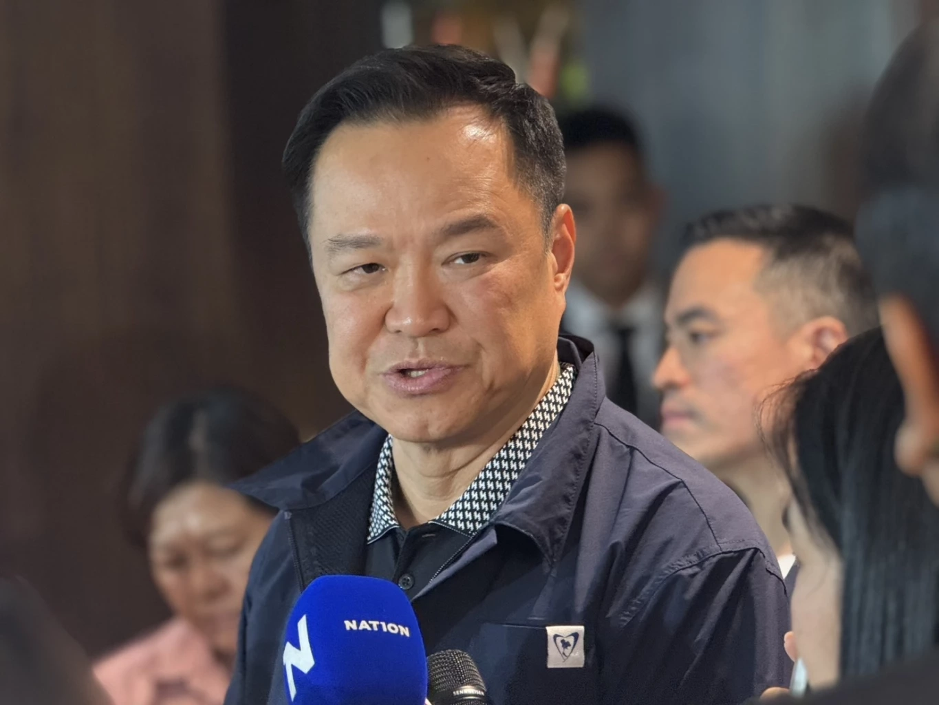 อนุทิน ชาญวีรกูล