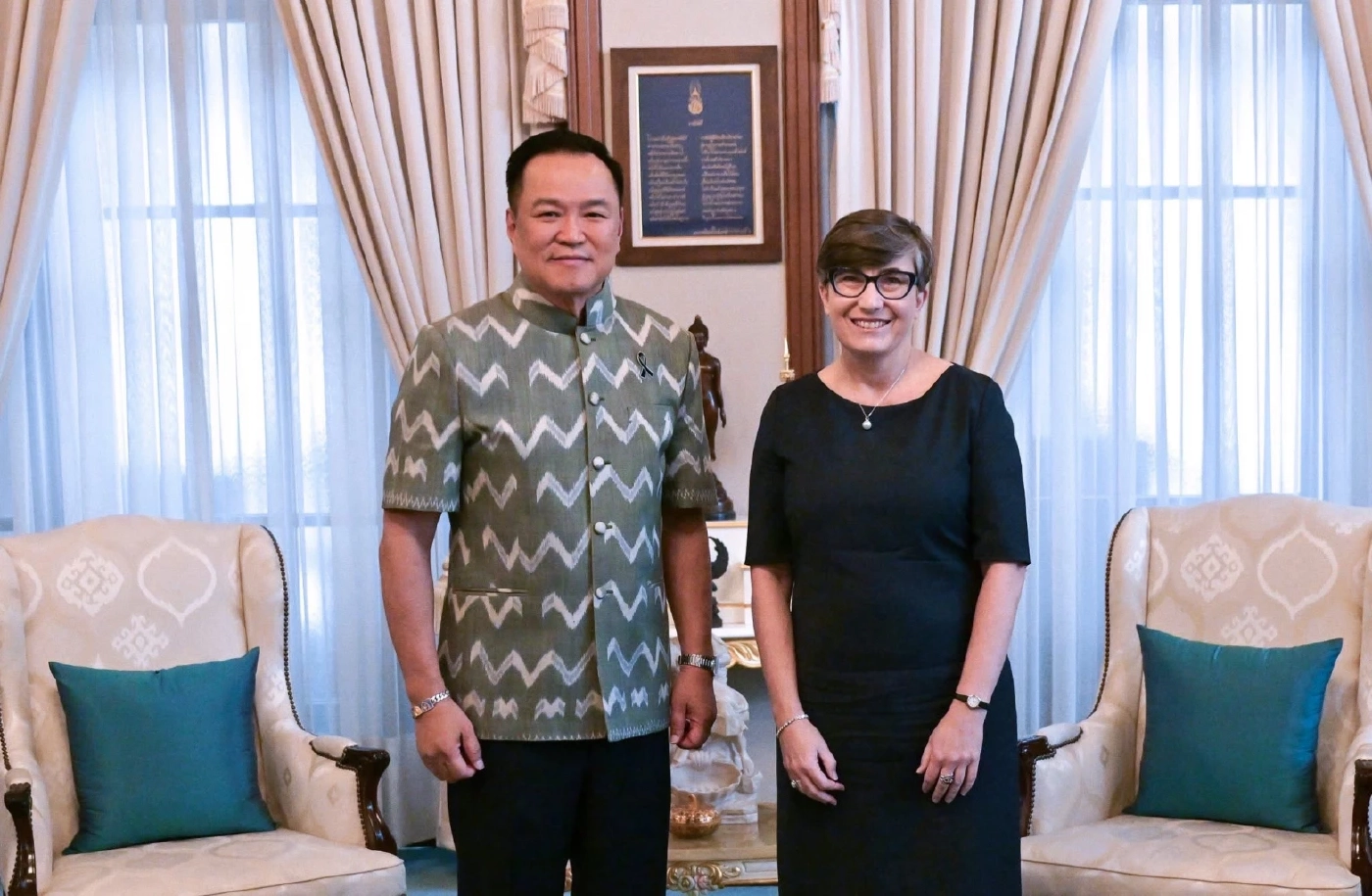 "อนุทิน" คุย "ทูตออสเตรเลีย" ไม่มีคุยเรื่องซื้อ "น้ำมัน" ถกร่วมมือการค้าการลงทุน แก้ปัญหา FTA นำเข้านมผง