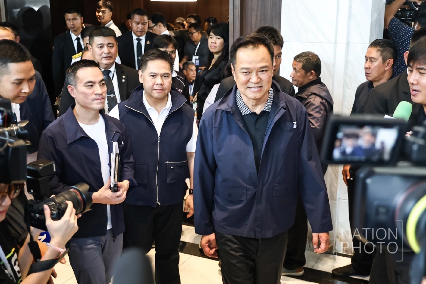 นายกฯ สั่งปราบกักตุนน้ำมัน ส่งทีมตรวจทั่วประเทศ เจอเอาผิดไม่เลี้ยง