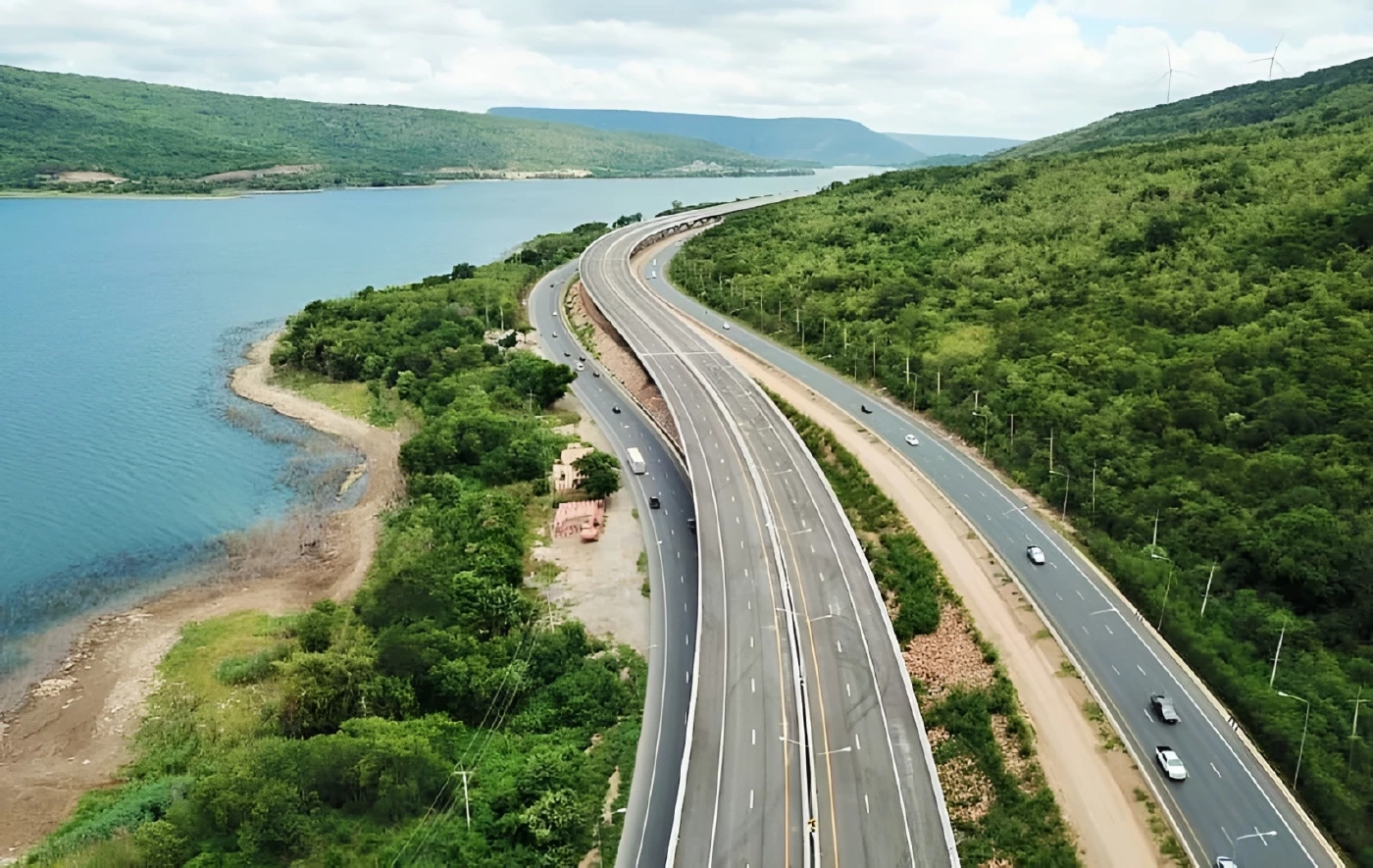 เช็กที่นี่! สงกรานต์ 2569 วิ่งฟรี เปิดพิกัดมอเตอร์เวย์-ทางด่วนฟรี 7 วันเต็ม "พิพัฒน์" สั่งเข้ม 7 มาตรการ