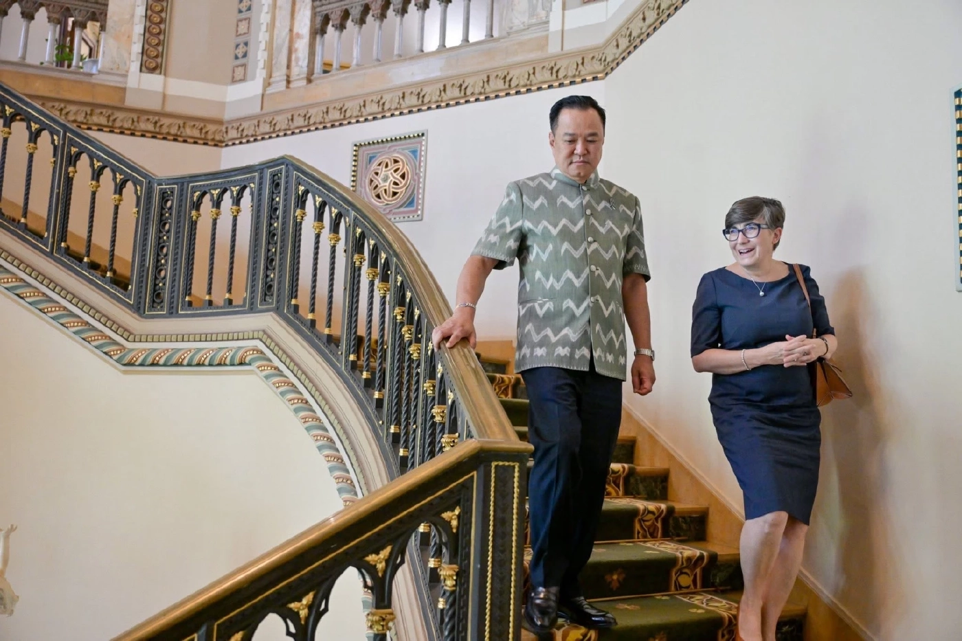 "อนุทิน" คุย "ทูตออสเตรเลีย" ไม่มีคุยเรื่องซื้อ "น้ำมัน" ถกร่วมมือการค้าการลงทุน แก้ปัญหา FTA นำเข้านมผง