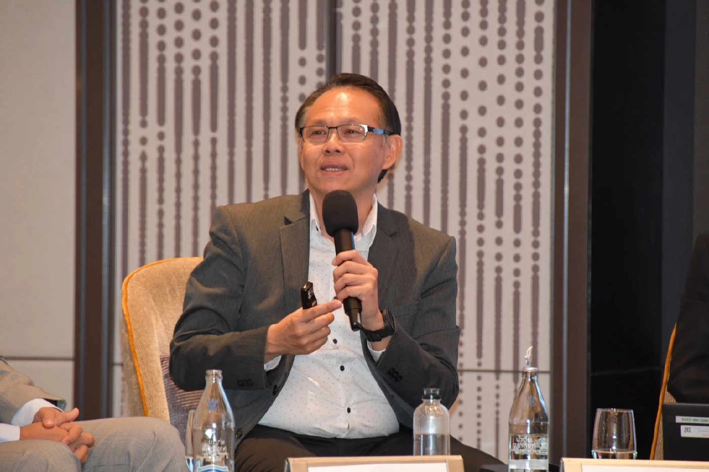 เตือน! เตรียมรับแรงกระแทก "ตกงาน-ตัดเงิน" ใน 3-6 เดือน วางแผนชีวิตใหม่...ก่อนวิกฤตลามหนัก!