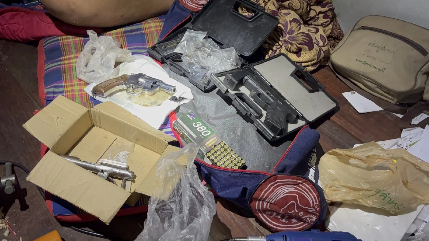 สืบนครบาล บุกรังวัยรุ่น 19 เมืองจันท์ ซุกลูกเกลี้ยง-ผลิตอาวุธเพียบ